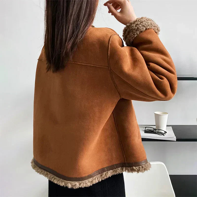 Emma – Giacca corta con faux shearling