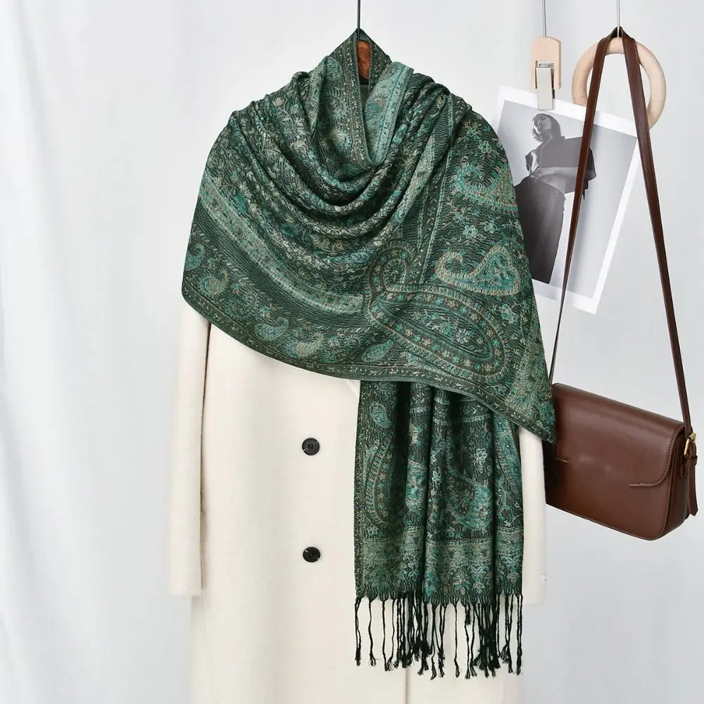 Adriana™  – Elegante Sciarpa Lunga con Stampa Etnica