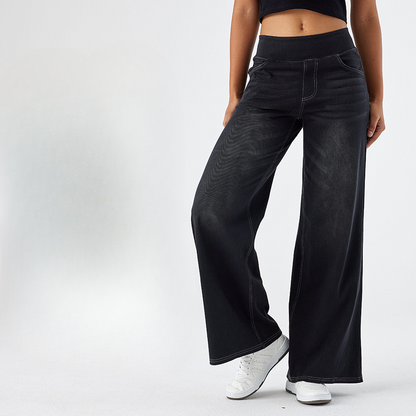 Alina – Denim con libertà
