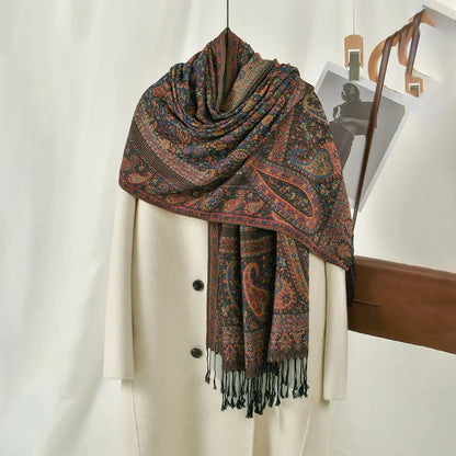Adriana™  – Elegante Sciarpa Lunga con Stampa Etnica