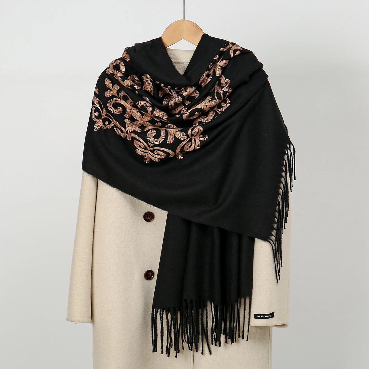 Penelope™ – Sciarpa Pashmina Invernale Ricamata a Fiori