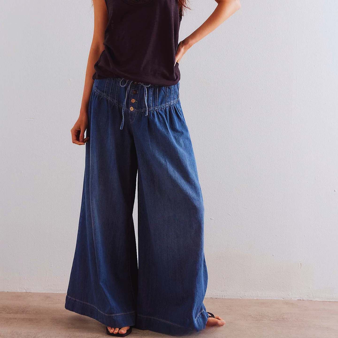 Astrid – Jeans boho con dettagli artigianali